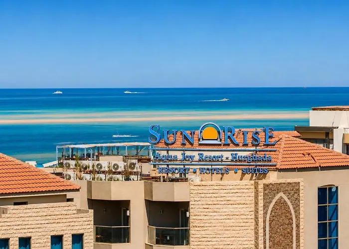 3 Pyramids Apartment Hurghada